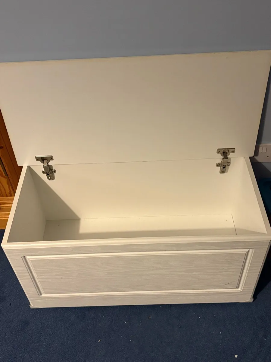 Blanket box - Image 2