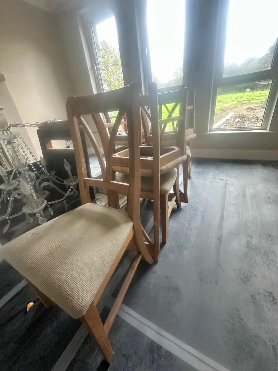 Dining table and chairs - Image 3