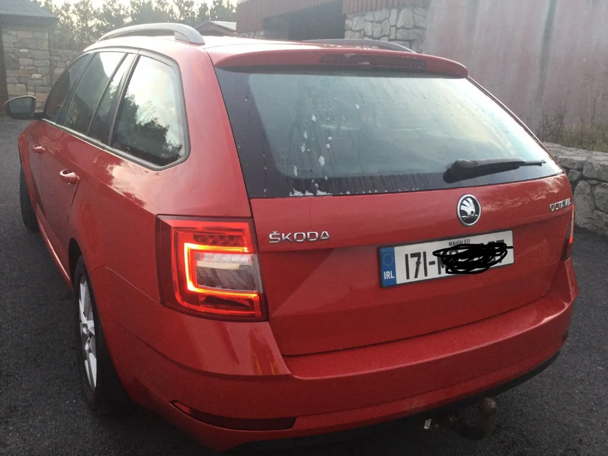 2017 Octavia Estate - Image 4