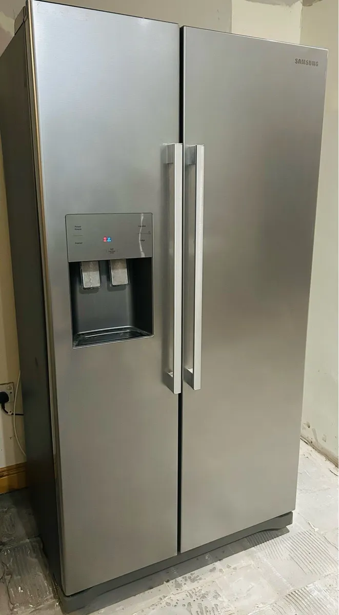 Samsung fridge freezer - Image 2