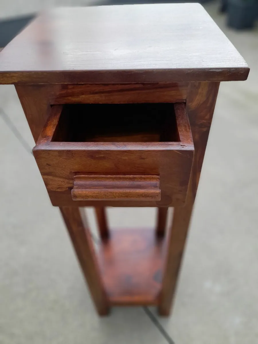 Occasional table - Image 2