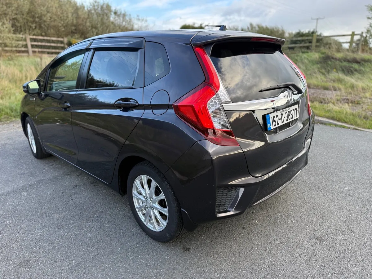 152 Honda Fit Jazz Hybrid 1.5 Petrol Fresh NCT - Image 4