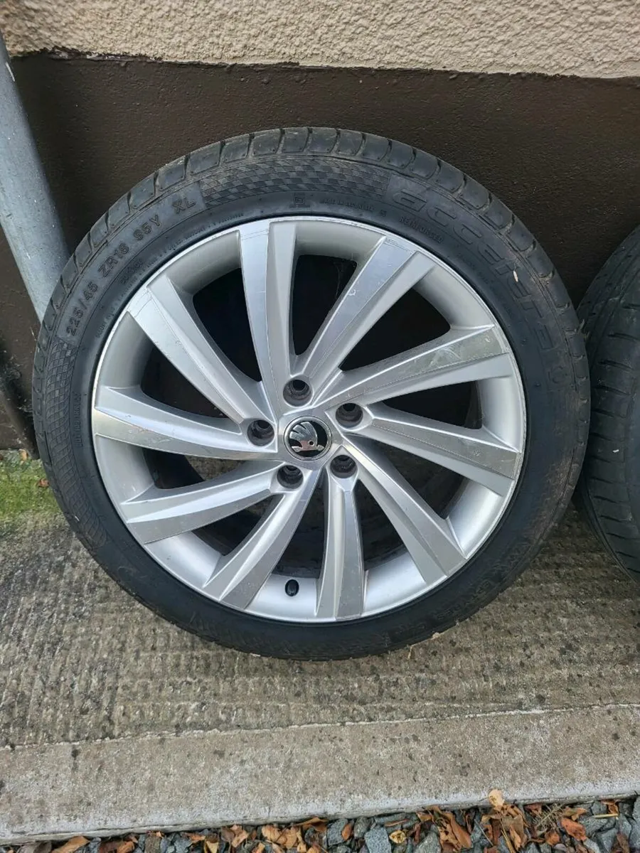 Skoda Octavia 18" Alloy Wheels - Image 2