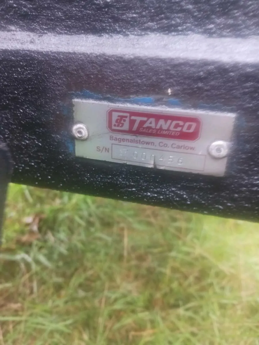Topper and trailer - Image 2
