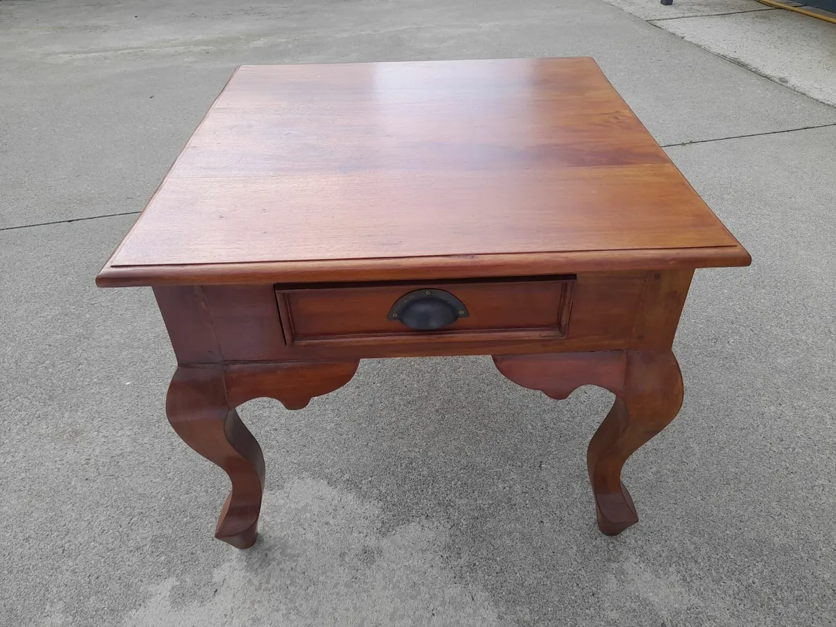 Coffee table - Image 1