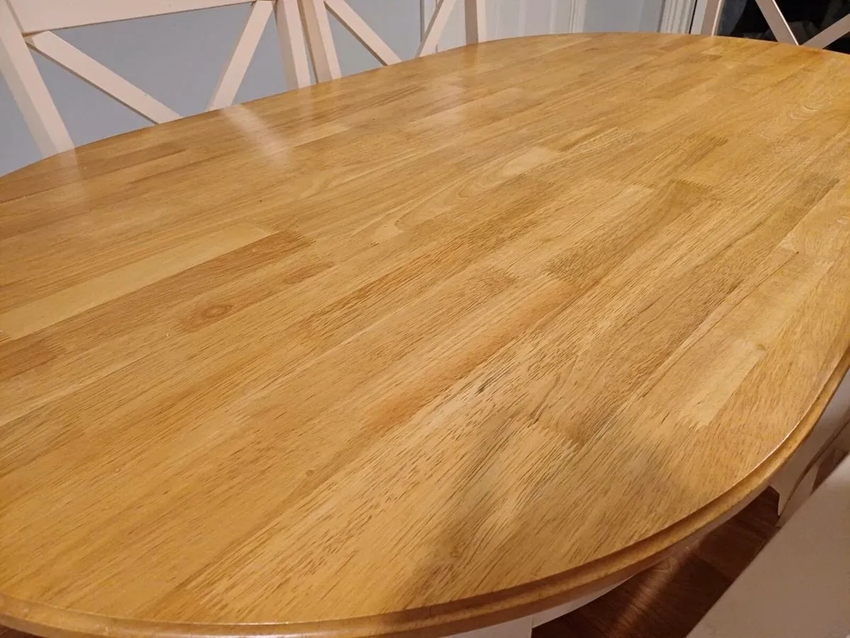 Kitchen Table and 6 chairs - Image 3