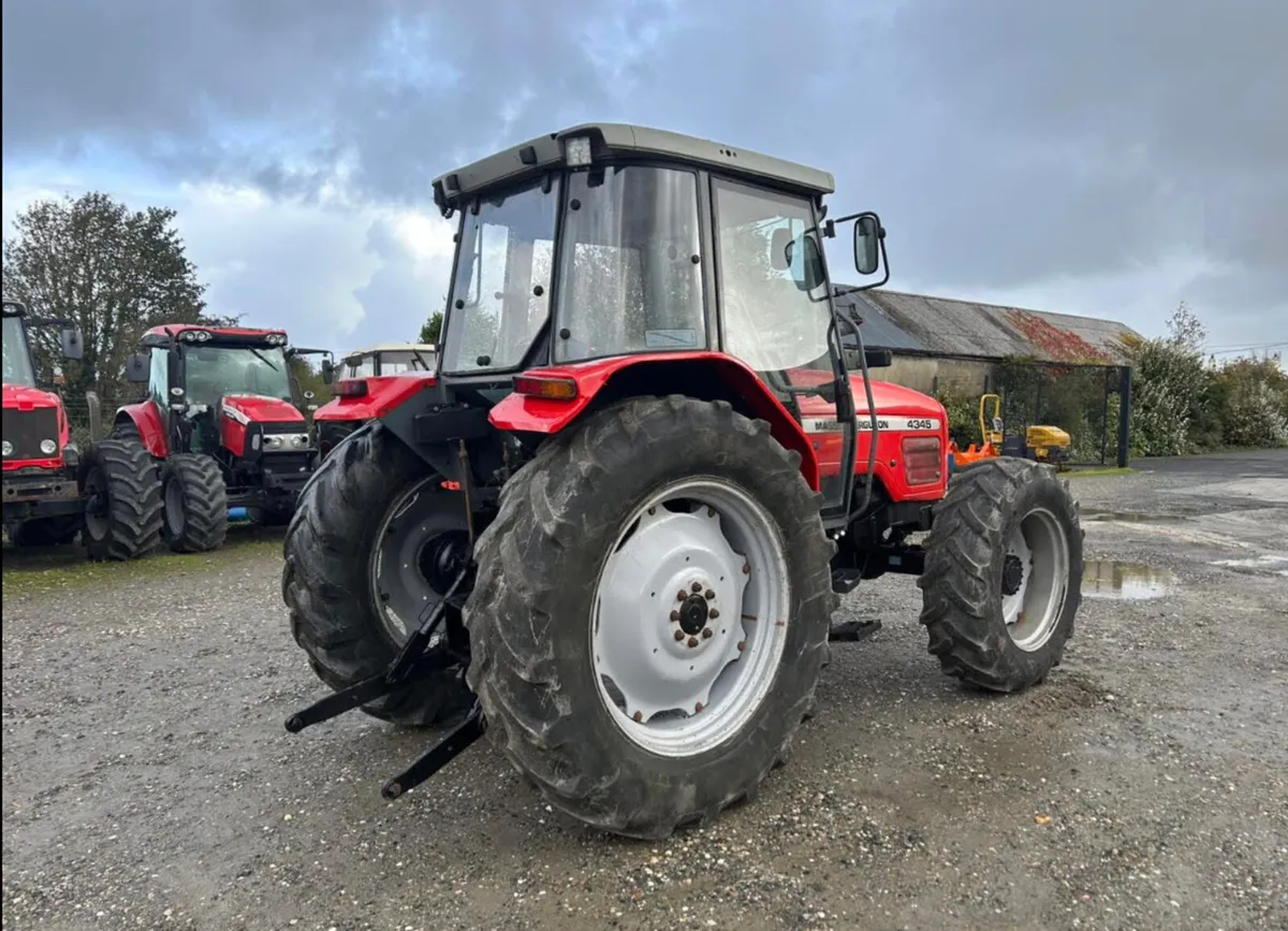 2002 Massey Ferguson 4345 - Image 3