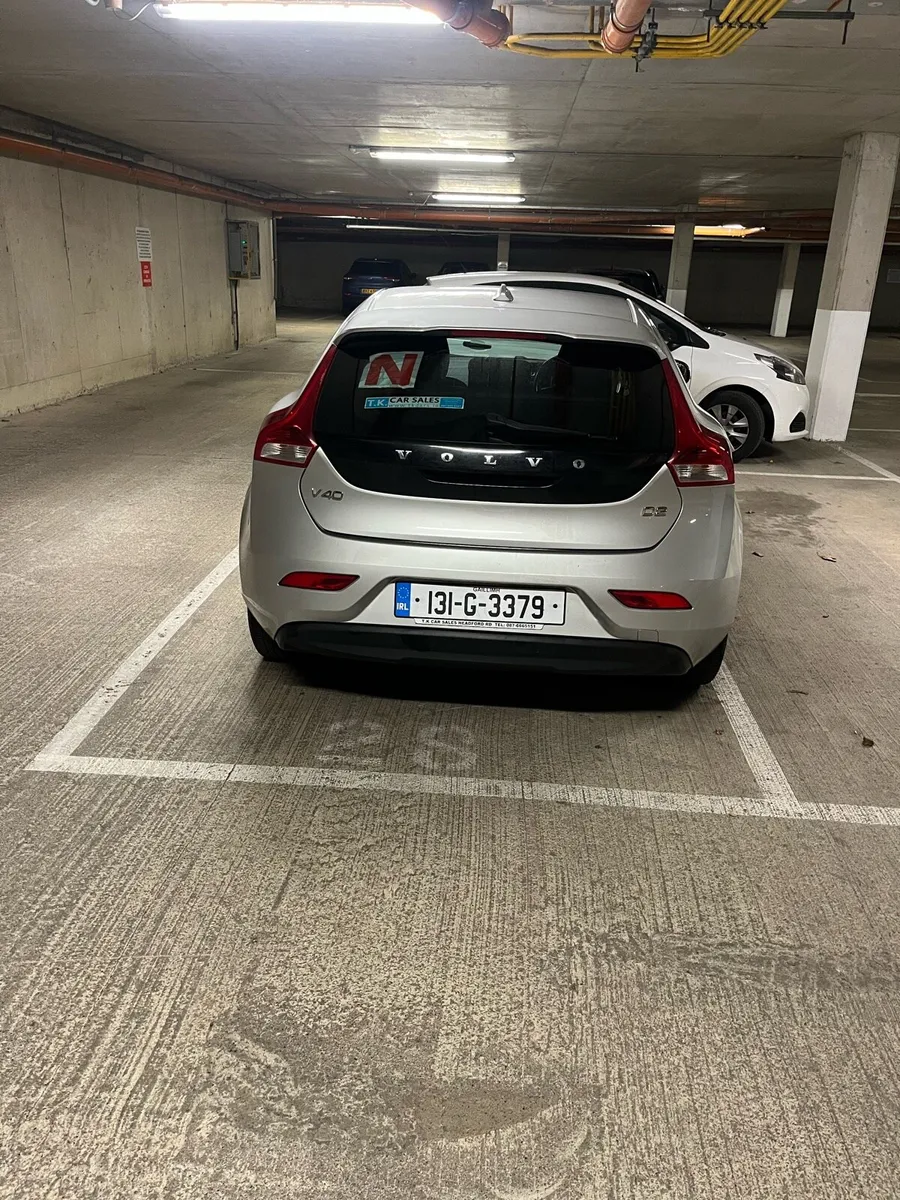 Volvo V40 1.6 - Image 4