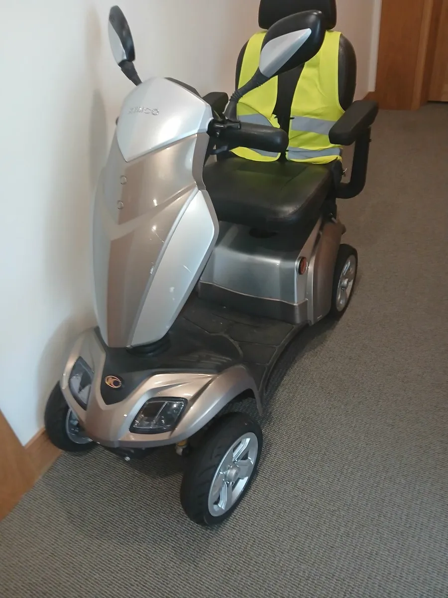 Kymco mobility scooter - Image 4