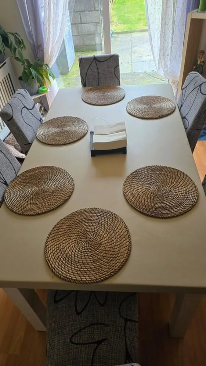dinning table and 6 chairs - Image 1