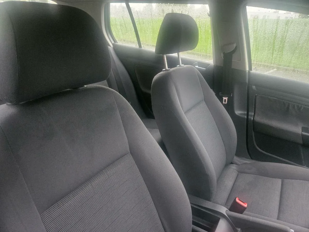 08 volkswagon golf 1.4 good condition - Image 2