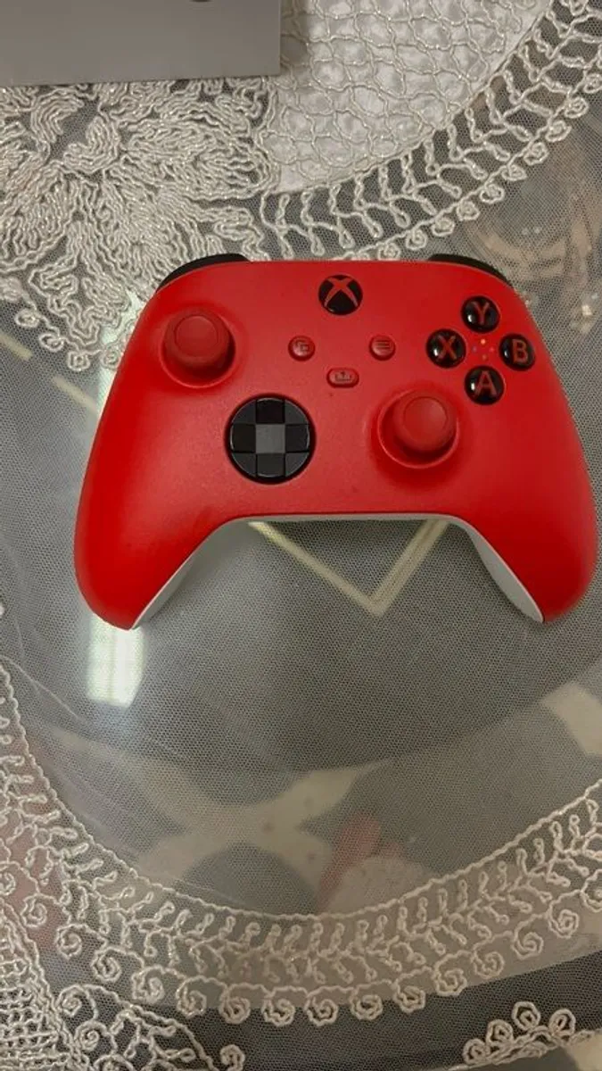 Xbox Series S - Image 1