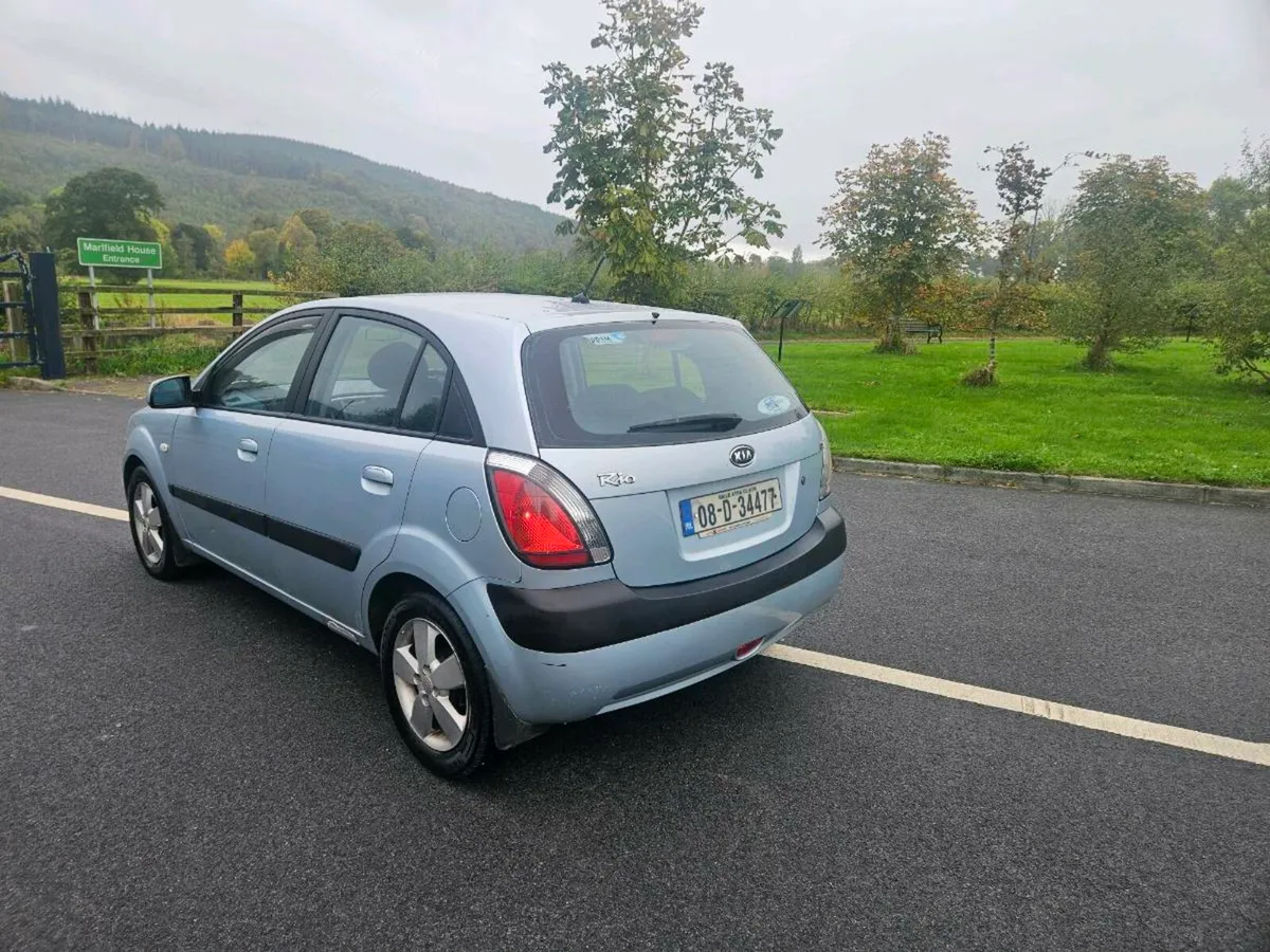 08 kia rio 1 previous owner - Image 3