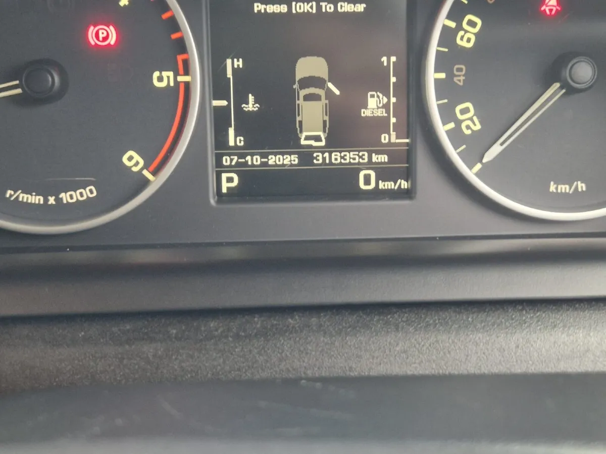 Land Rover Discovery 2015.  3.0TDV 5 Seat. - Image 3