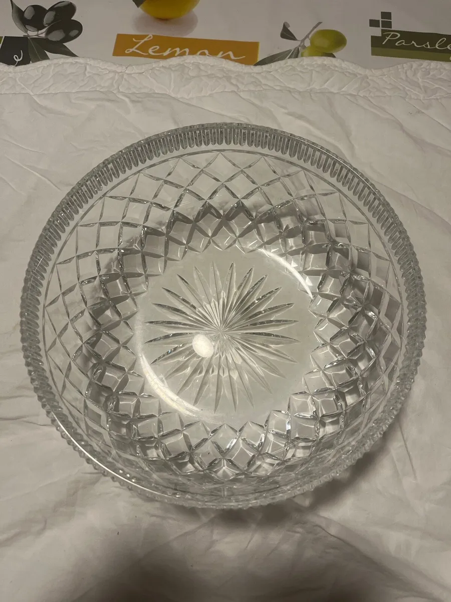 Vintage waterford crystal ten inch large bowl - Image 1
