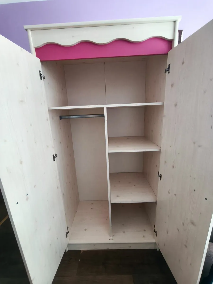 Wardrobe - Image 2