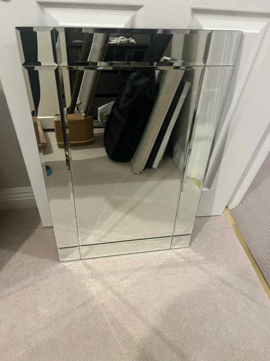 Mirror - Image 2