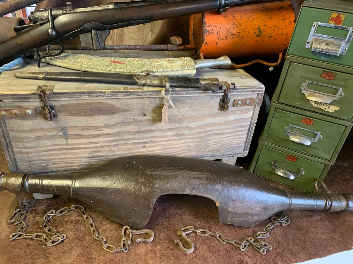 Vintage antique and collectibles - Image 1