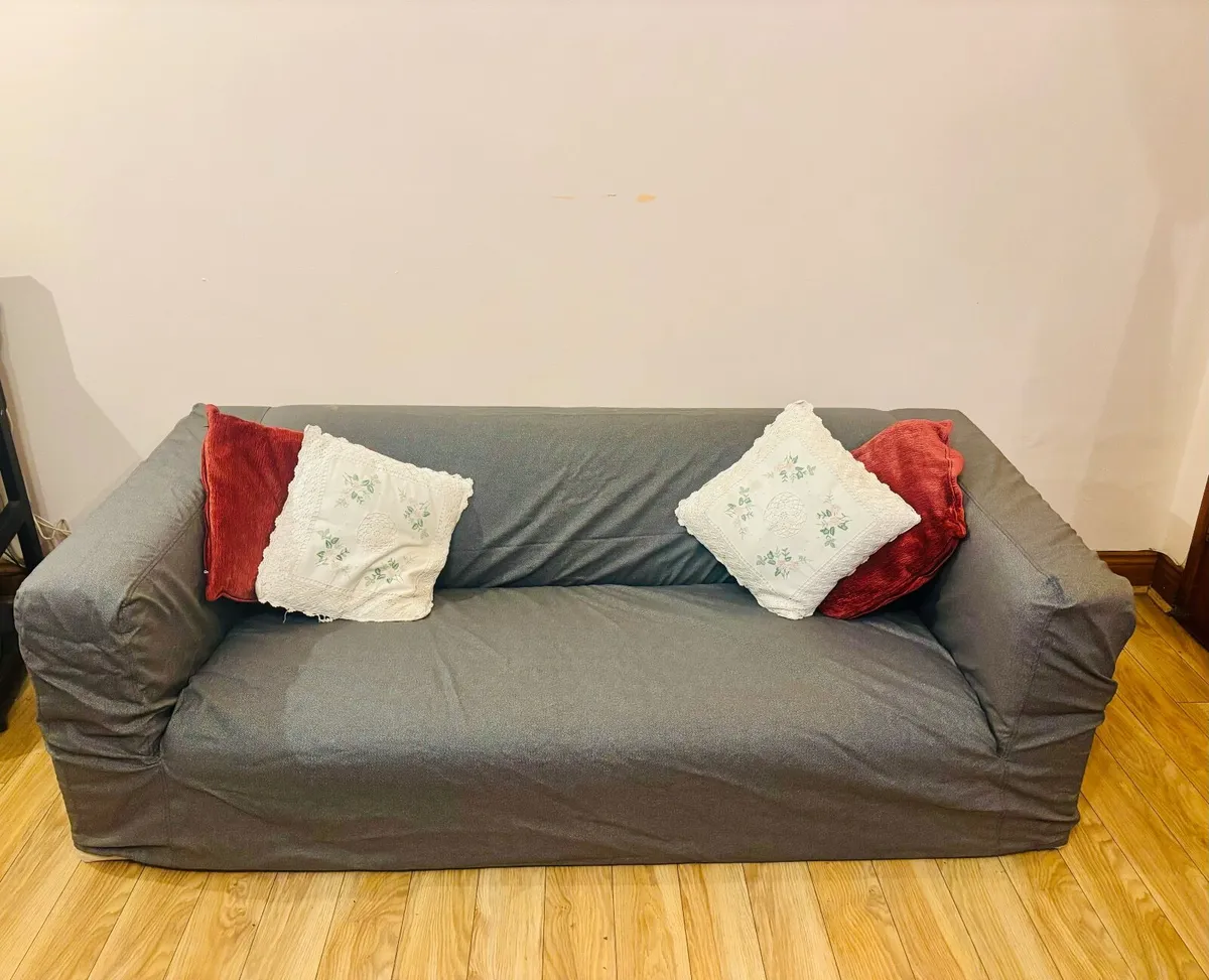 3 seater sofa 2 new covers - never used - Image 1