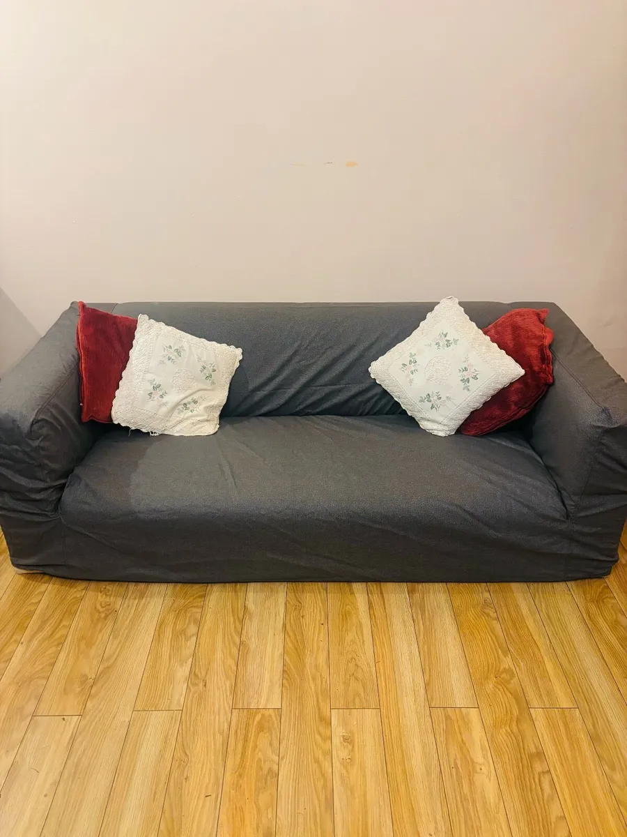 3 seater sofa 2 new covers - never used - Image 2