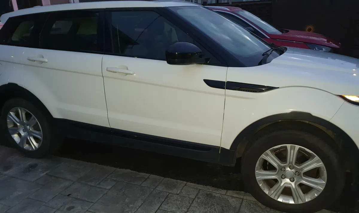 Land Rover Range Rover Evoque 2017 - Image 2