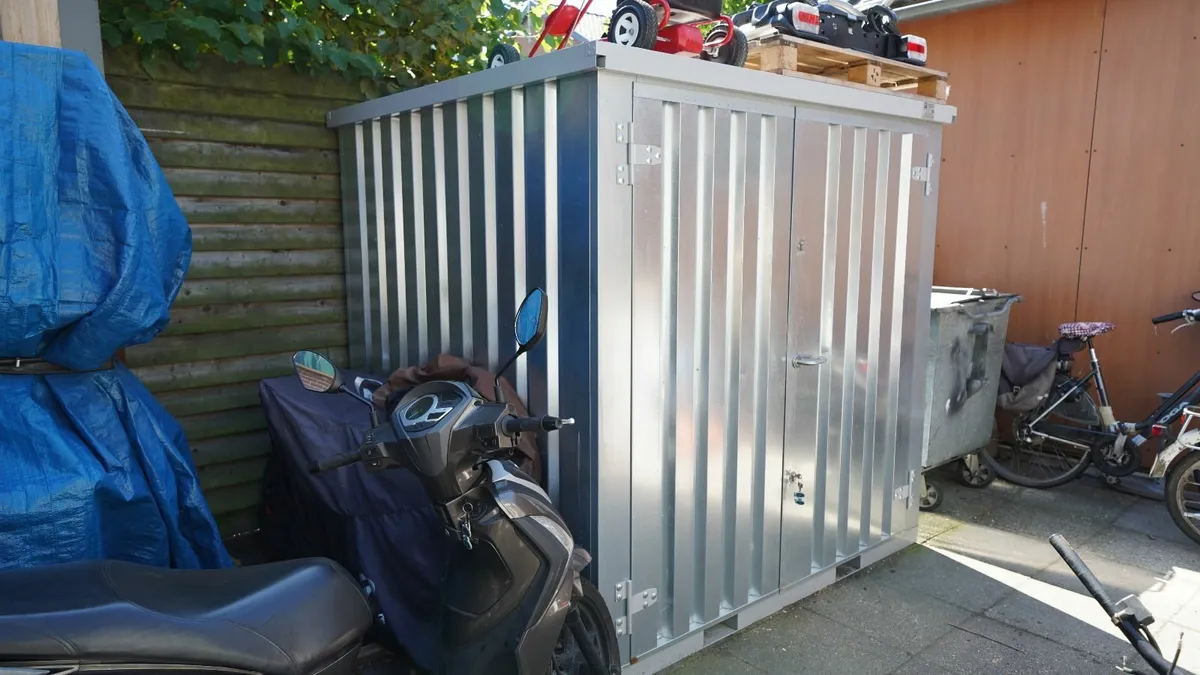 Construction container galvanized 2x2 meters - Image 1