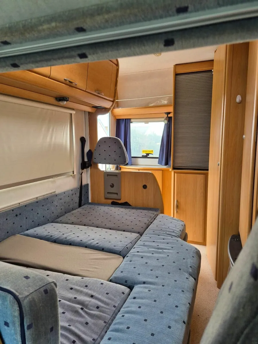 2001 compact Hymer 4 berth RHD - Image 3