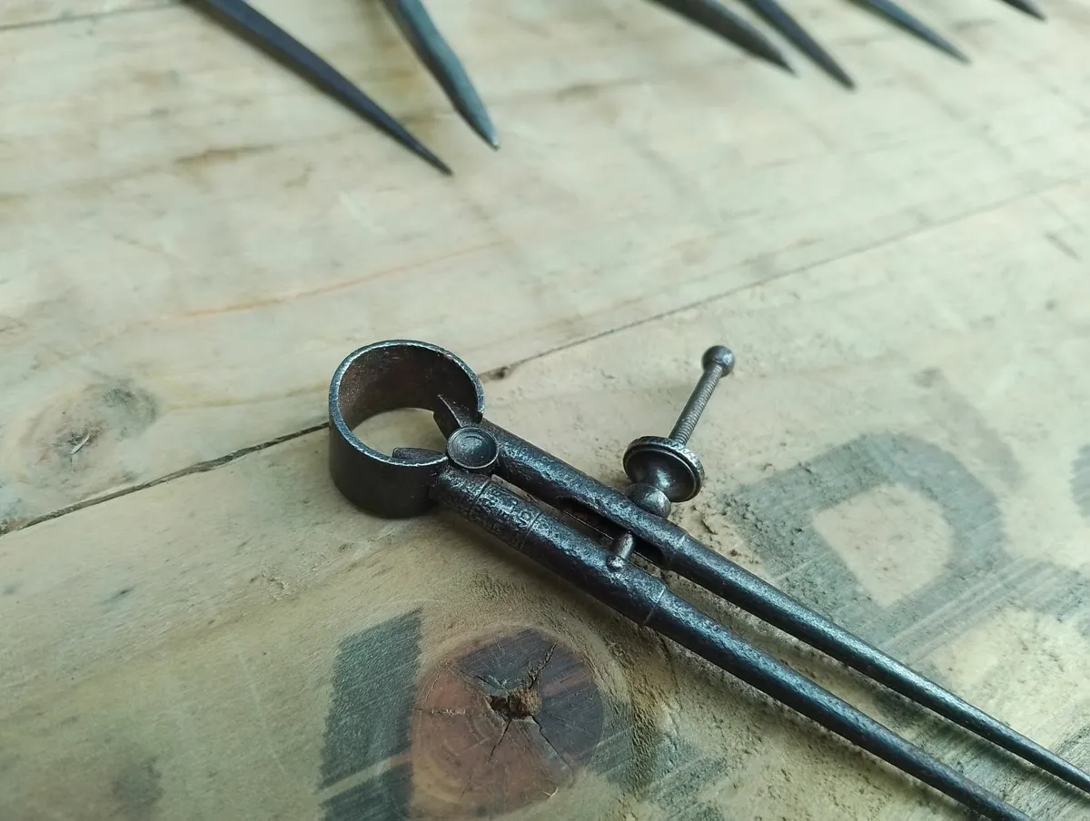 Measuring Tools - Image 3
