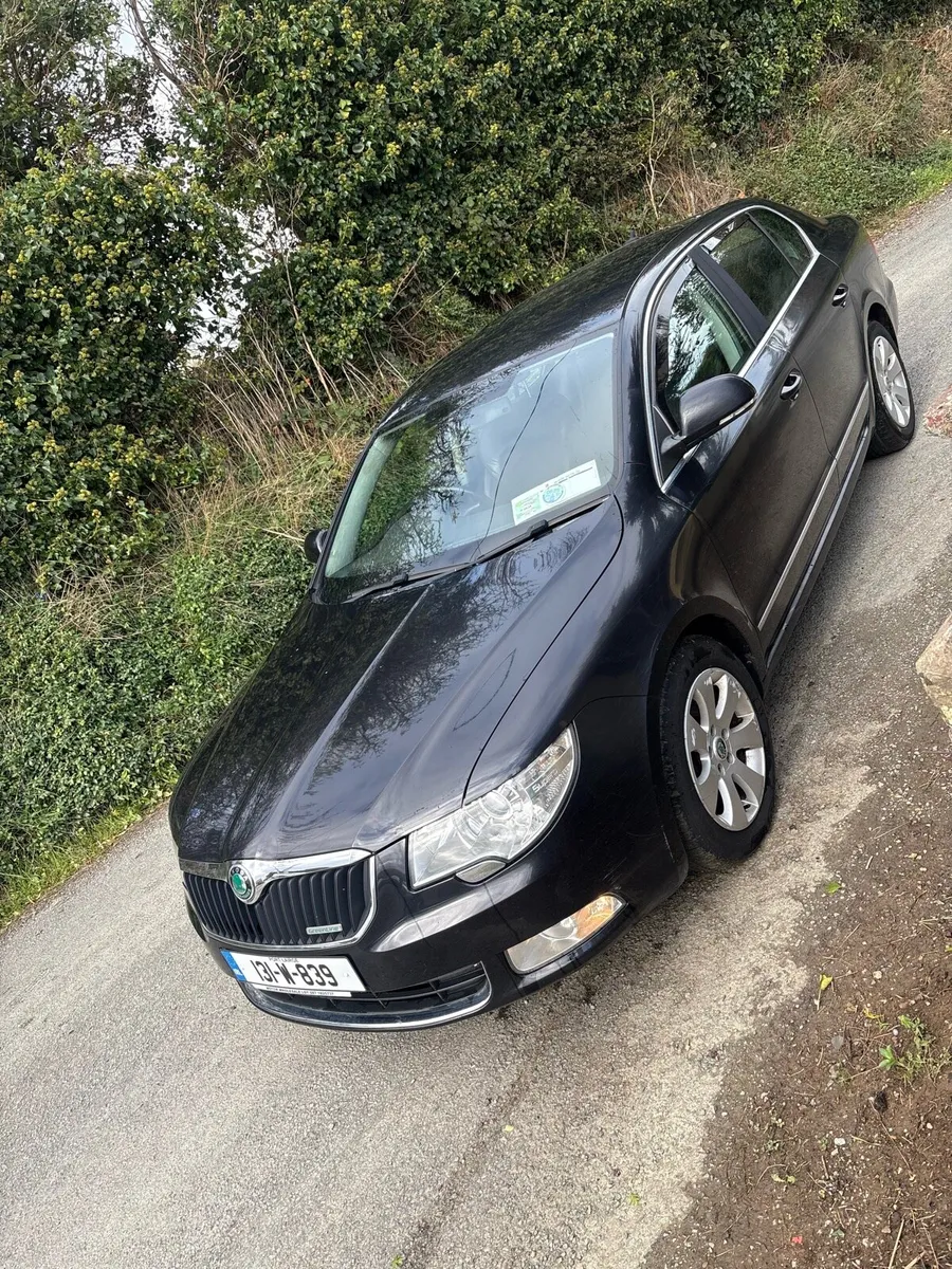 2013 Skoda superb - Image 1