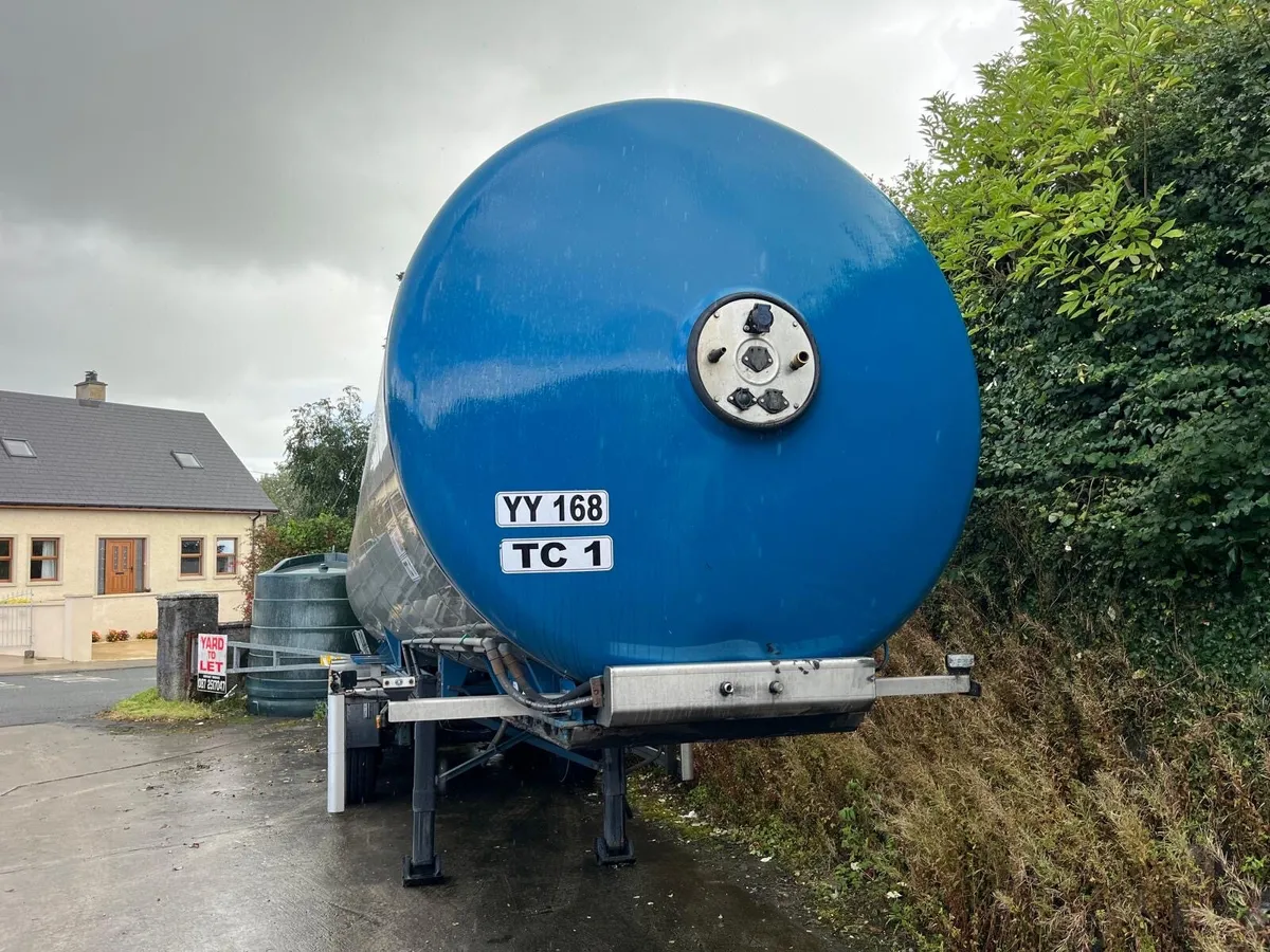 Molasses tanker trailer 25,000 litres - Image 2