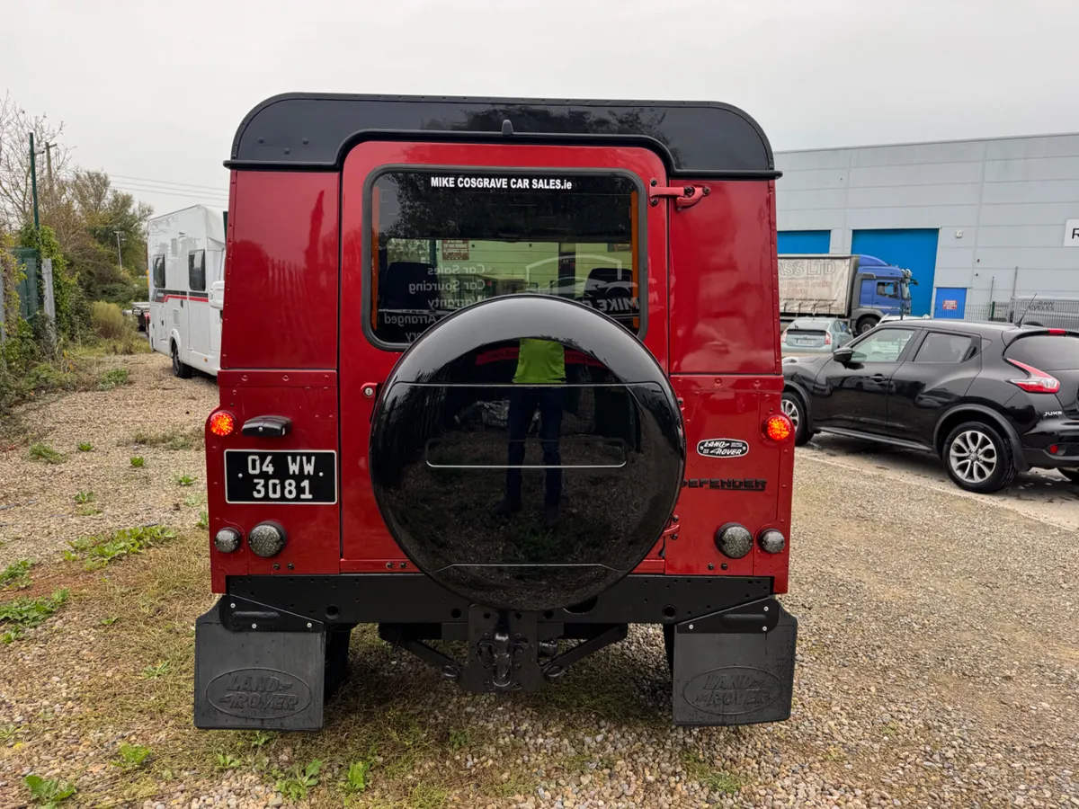 Land Rover Defender 2004 new cvrt test - Image 4