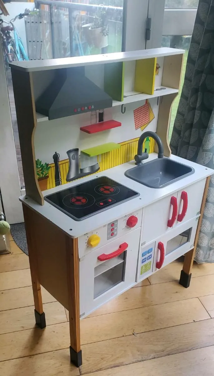 Childrens toy kitchen - Image 3