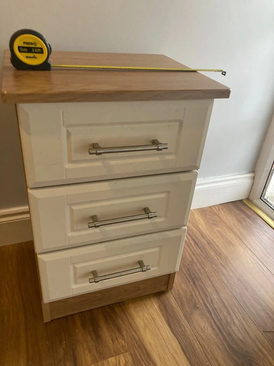 bed side locker - Image 1