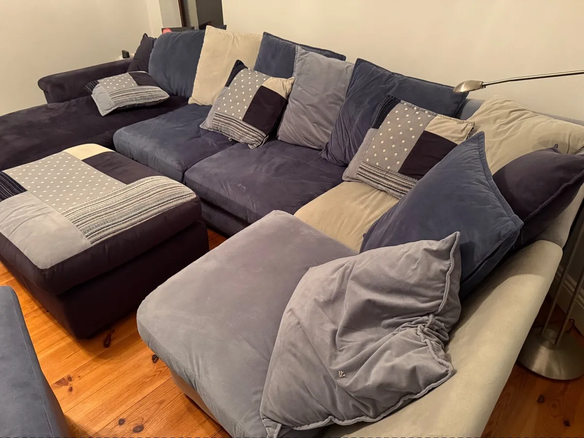Couch - Image 1