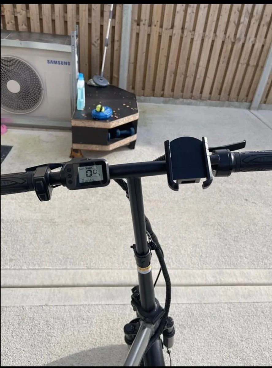 Electric bike - Image 3
