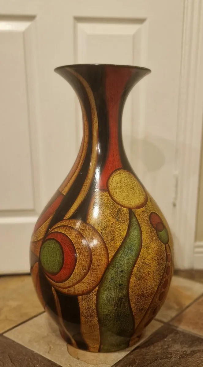 Large Vase - Image 1