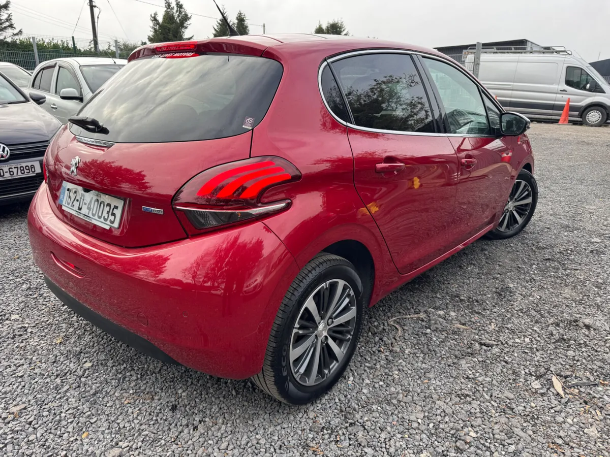 Peugeot 208 Automatic - Image 3