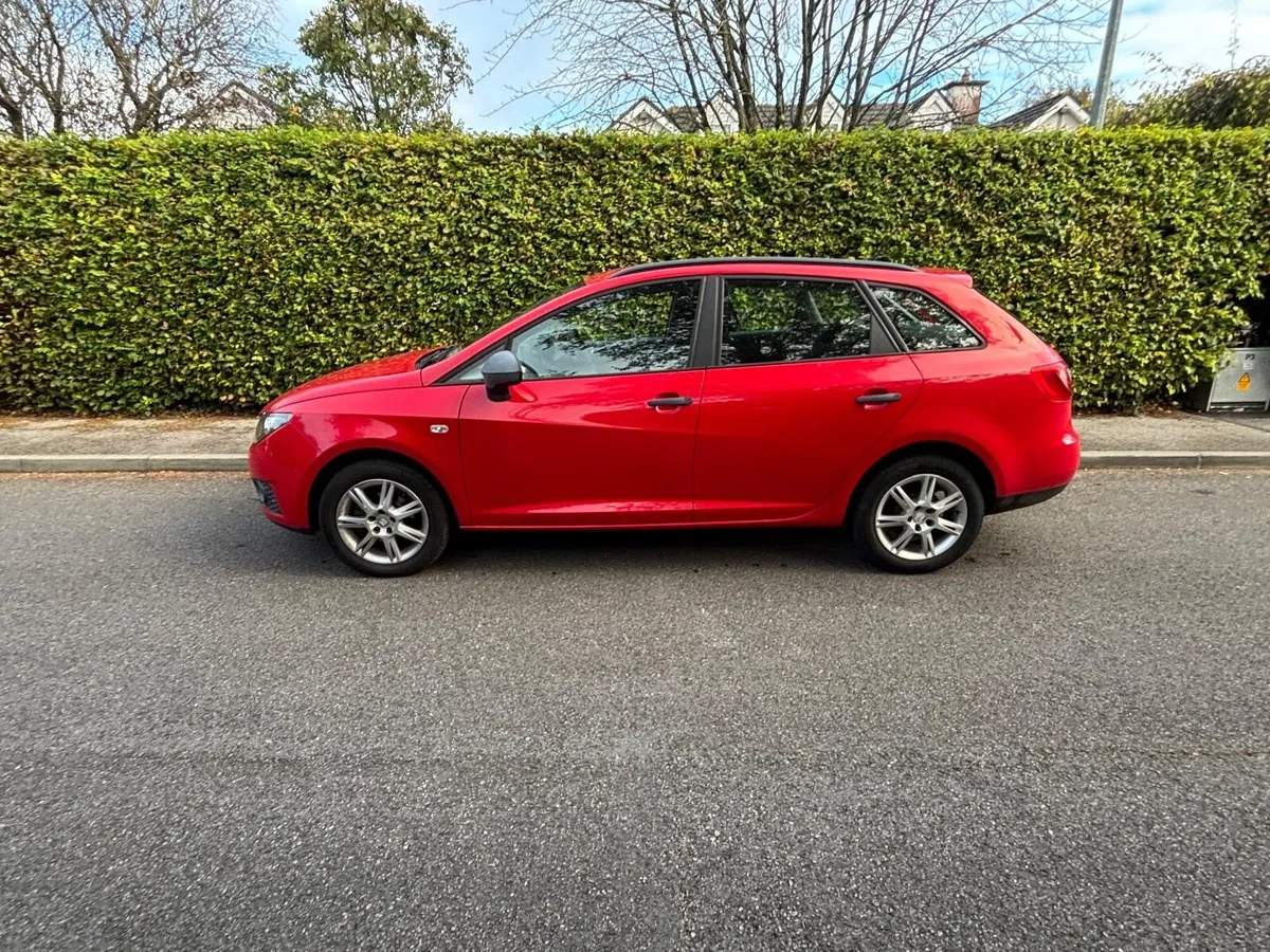 2012 Seat Ibiza 1.2 Petrol, LOW KMS! FSH! NCT! - Image 3