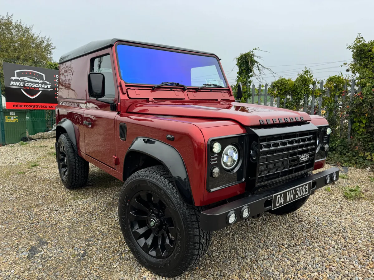 Land Rover Defender 2004 new cvrt test - Image 1