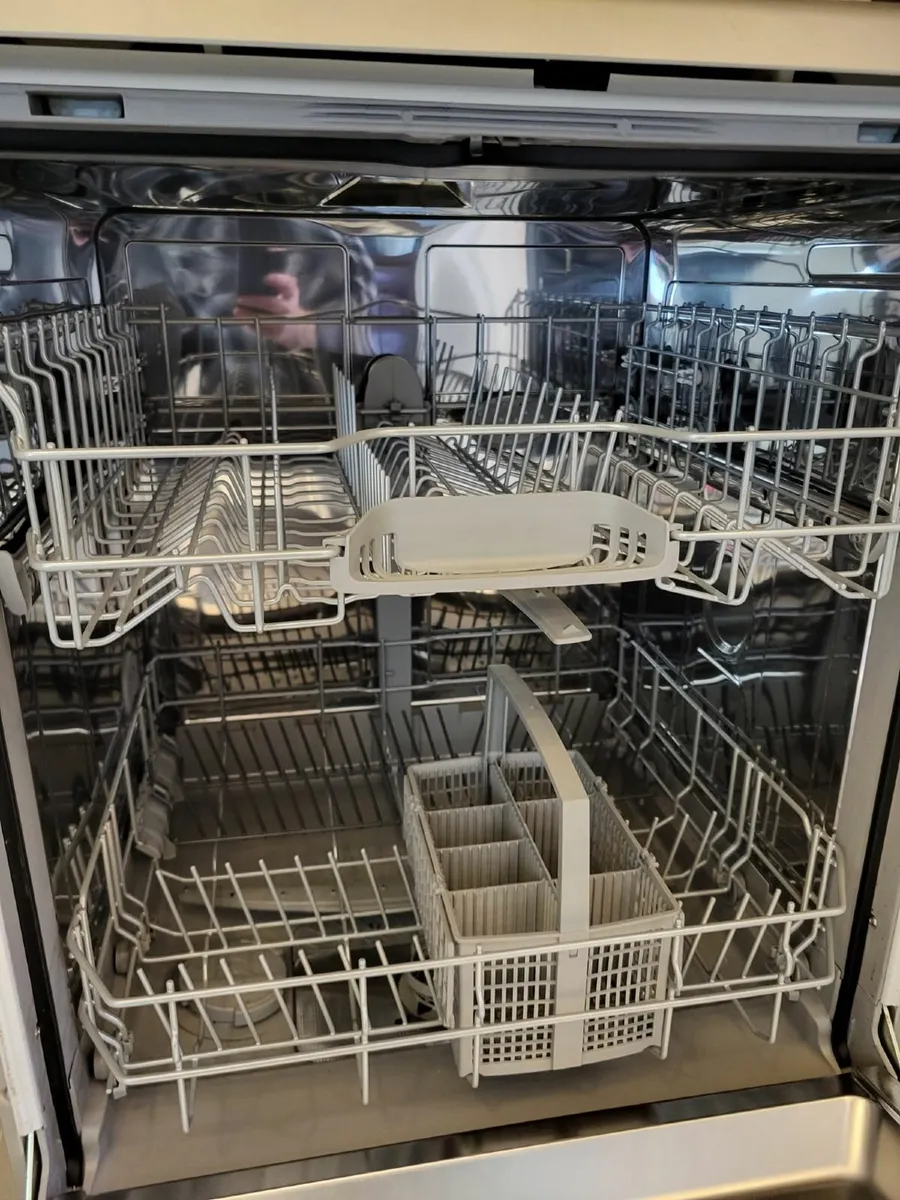 Bosch Dishwasher - Image 2