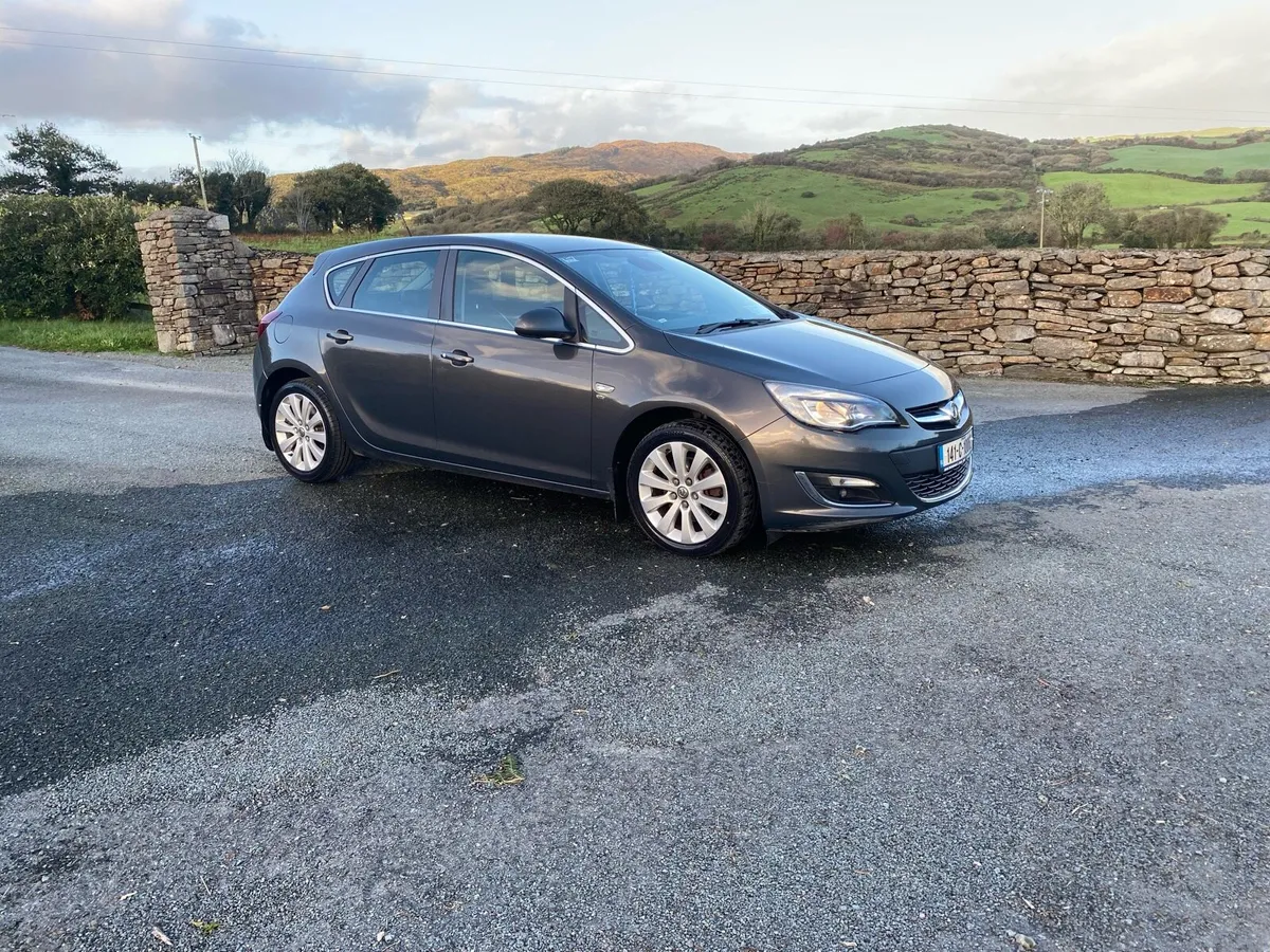 Vauxhall Astra (new nct) - Image 1