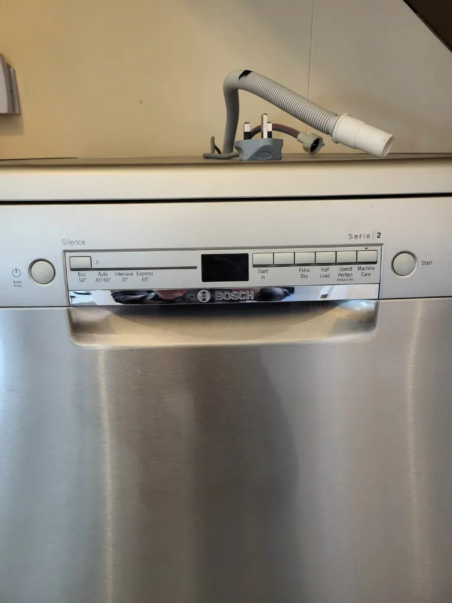 Bosch Dishwasher - Image 4