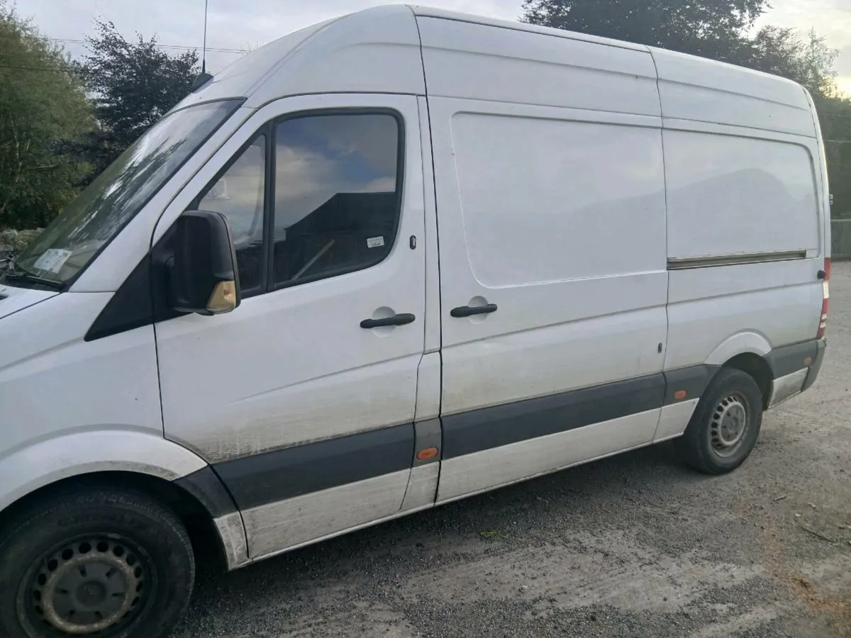 Mercedes sprinter - Image 3
