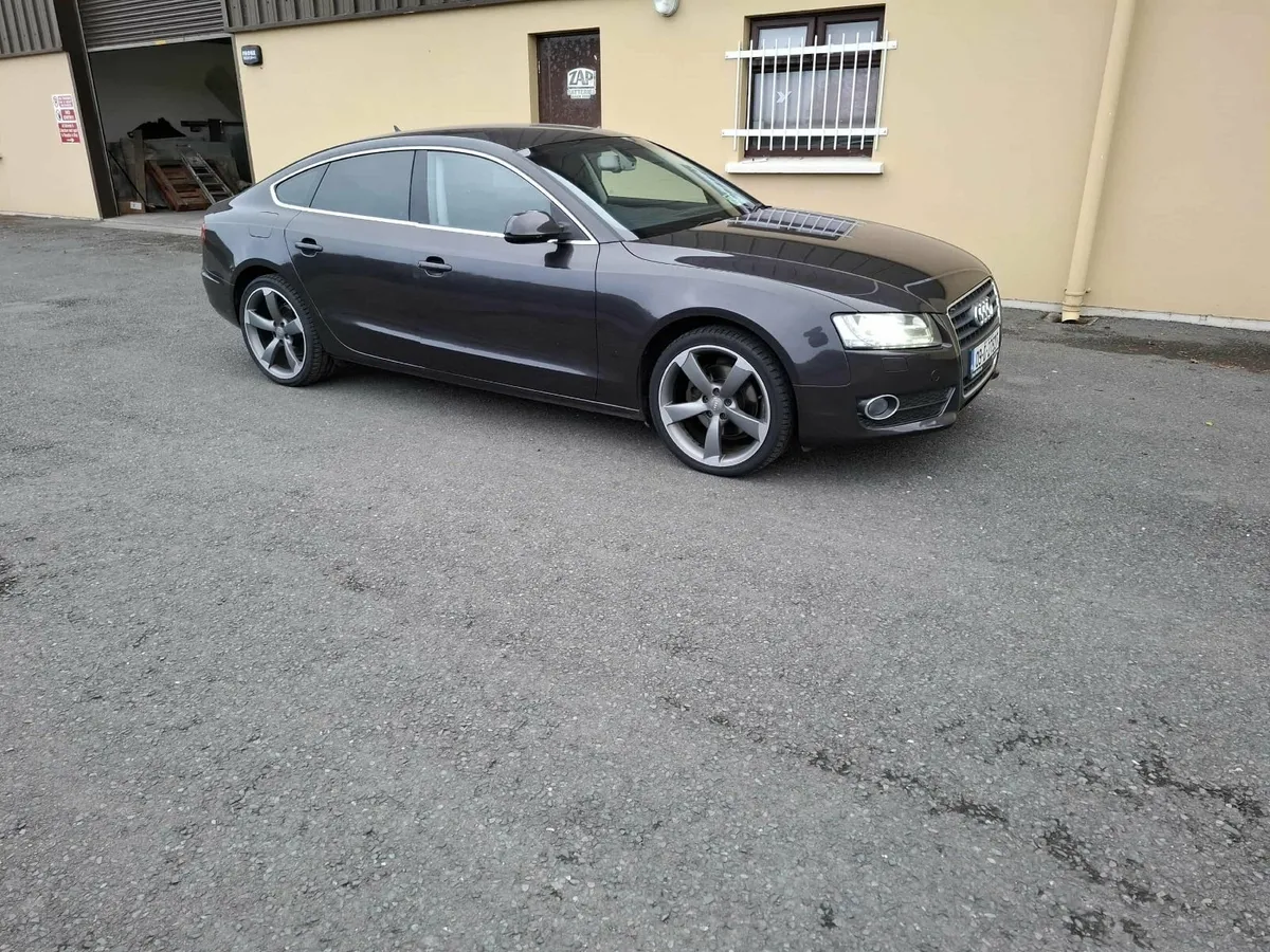 Audi A5 2009 - Image 3