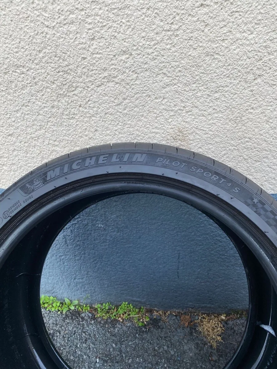 Michelin PS4s Tyres 255/35/19 - Image 2