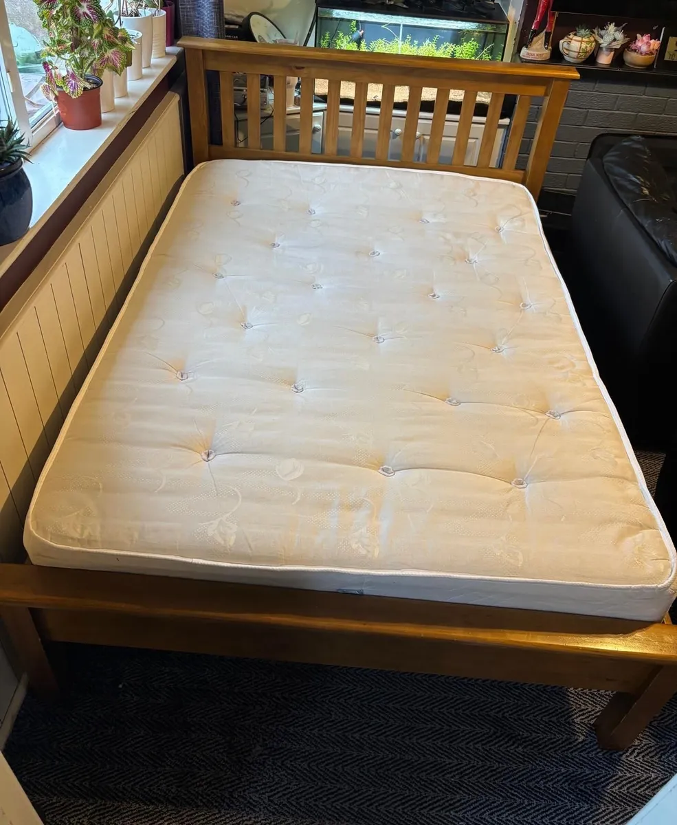 Magnificent Modern 4 Ft 6” Wooden Double Bed Frame - Image 3