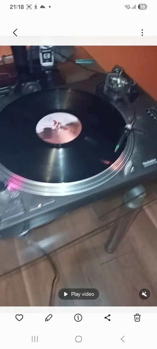 Pioneer sl  Technics  mk 2 Pair with 100+ vinyl - Image 4