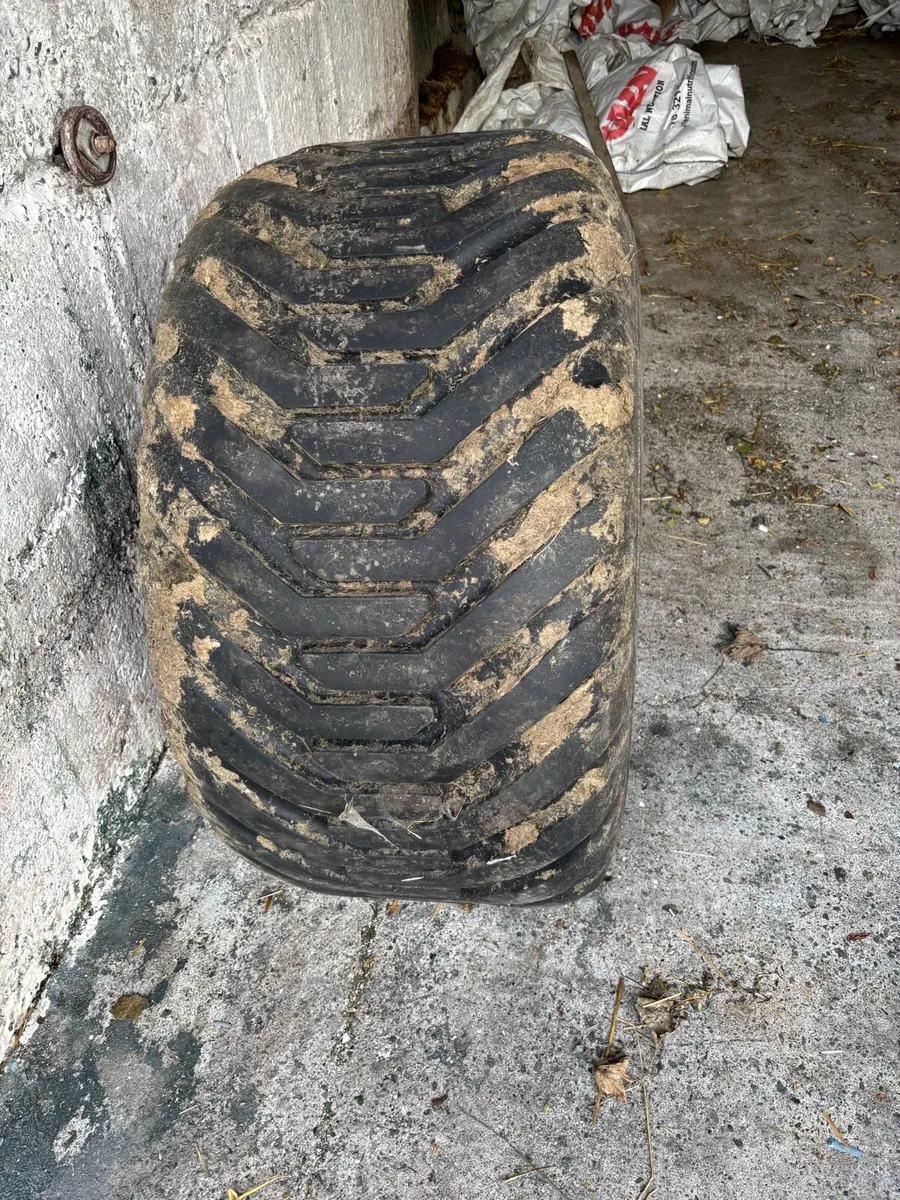 Tyre and tube - Image 2