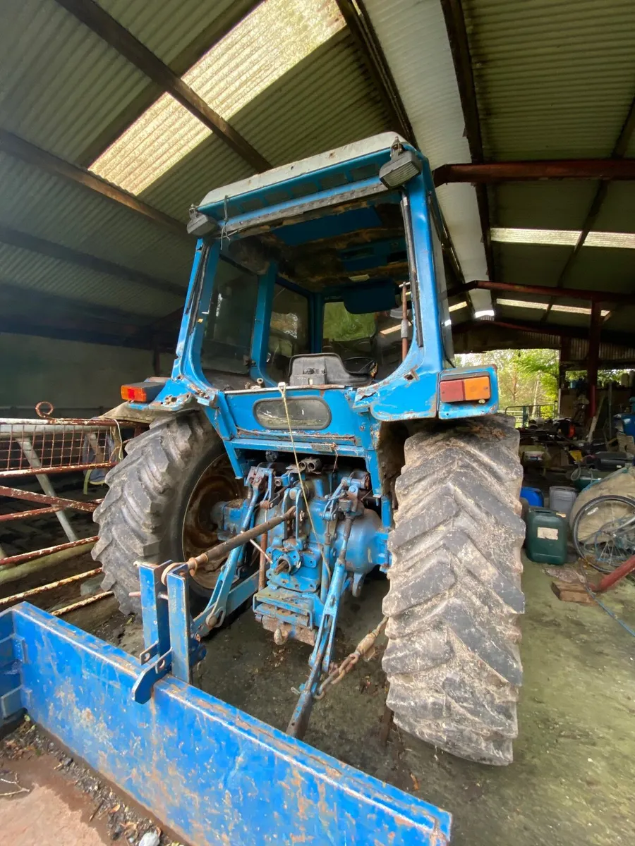 Tractor Ford 7500 - Image 3