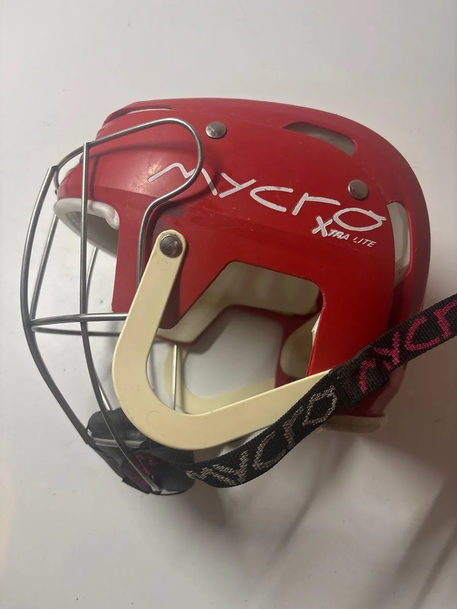 Red mycro hurling helmet - Image 1